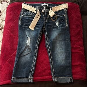 Stylish Blue Jeans capris with Tan Belt